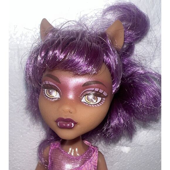 Monster High Doll Clawdeen Wolf Haunted Getting Ghostly Purple Dress Gold Shoes - Picture 4 of 9